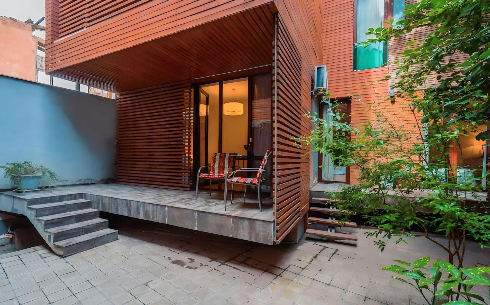 Cabernet Corner Lägenhet Tbilisi Exteriör bild